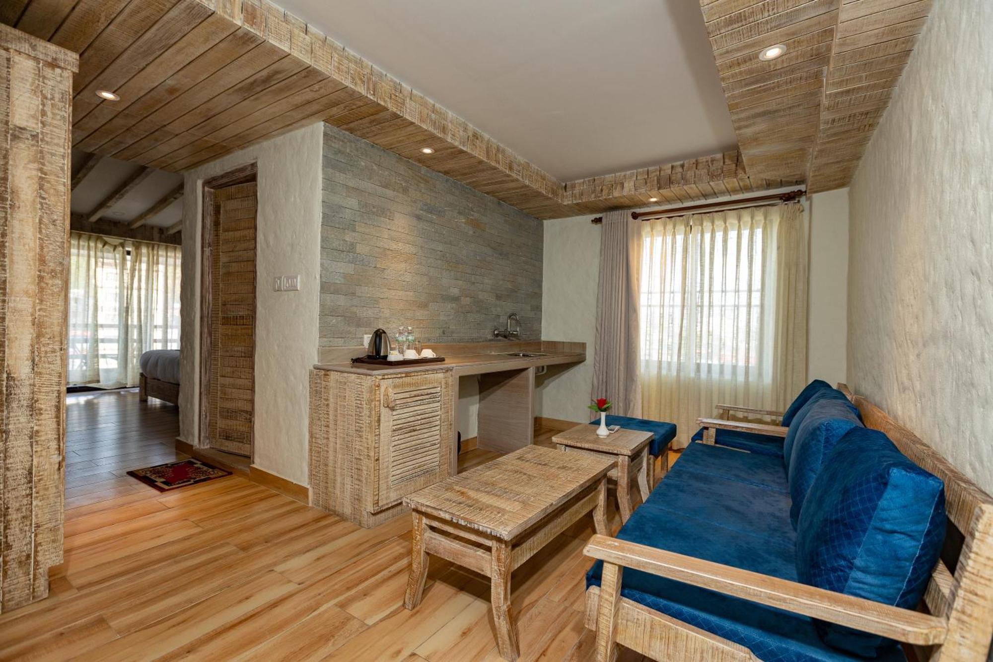 Kuti Resort & Spa Похара Екстериор снимка